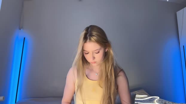kittyloffe Female Chaturbate 19-01-2026