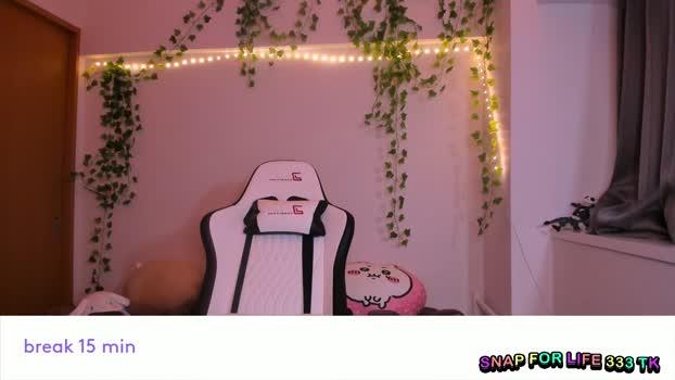 vivian_qwerty Female Chaturbate 19-01-2026