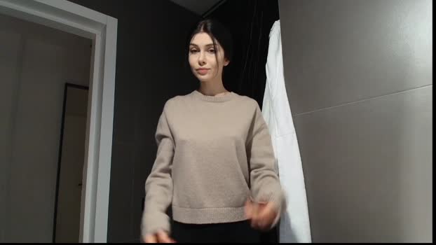 milla_bella Female Chaturbate 19-01-2026