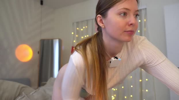 mona_elisa Female Chaturbate 20-01-2026