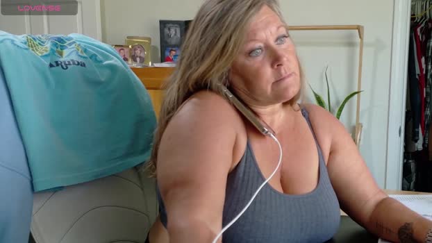 curiouscouple3143 Couple Chaturbate 21-01-2026