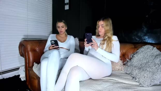cuteanddesesperate Couple Chaturbate 23-01-2026