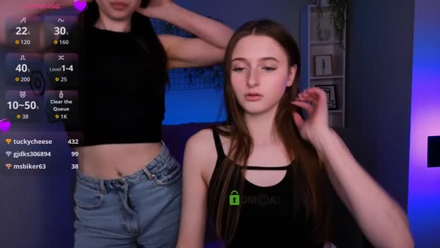 flora_ri Couple Chaturbate 24-01-2026