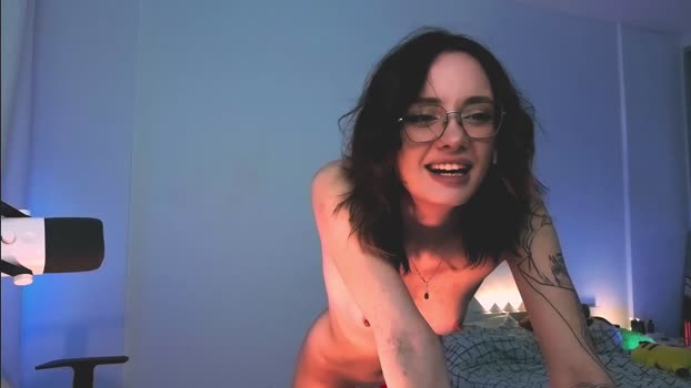 2b_ Female Chaturbate 27-01-2026
