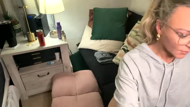 cumguzzlingskank Couple Chaturbate 26-01-2026