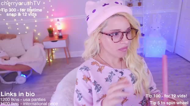 cherrycrush Female Chaturbate 27-01-2026