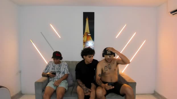 nympho_nathy_sophi Couple Chaturbate 27-01-2026