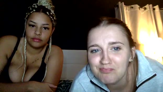 doubletrouble_xo Female Chaturbate 30-01-2026
