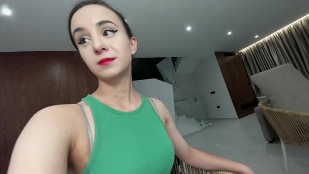 ehotlovea Female Chaturbate 30-01-2026