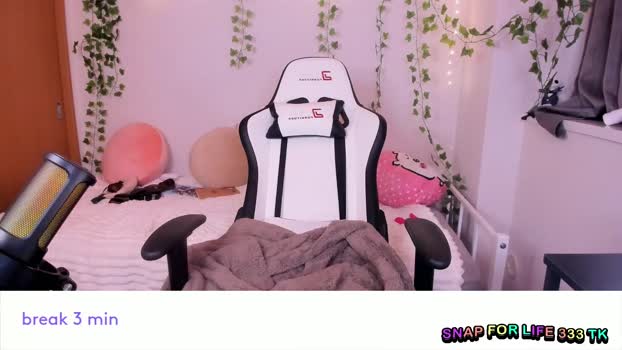 vivian_qwerty Female Chaturbate 30-01-2026