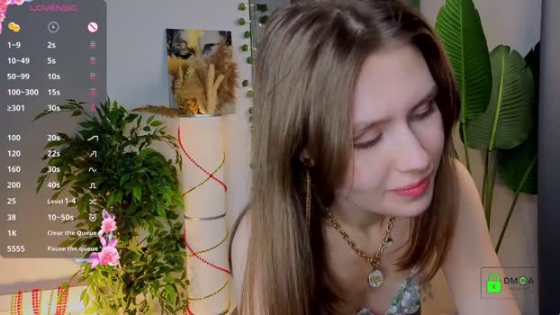 luellatrinca Female Chaturbate 04-02-2026