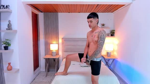 twogirls2boys Couple Chaturbate 04-02-2026