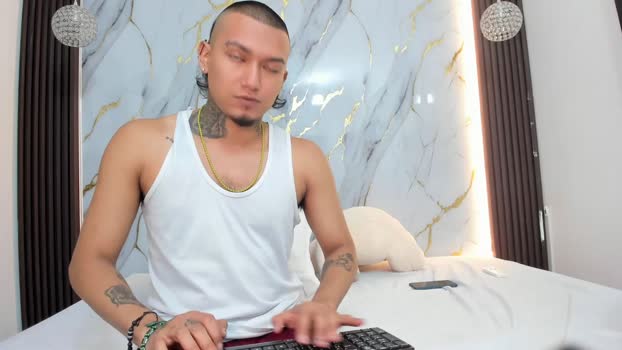 _cannabitch Couple Chaturbate 05-02-2026