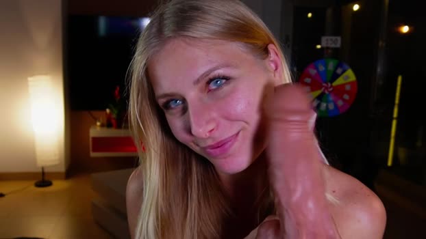 crystal_blond Female Chaturbate 08-02-2026