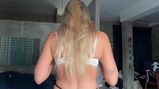 livslifee Female Chaturbate 09-02-2026