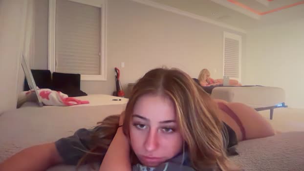 emilyparkerrr Female Chaturbate 14-02-2026