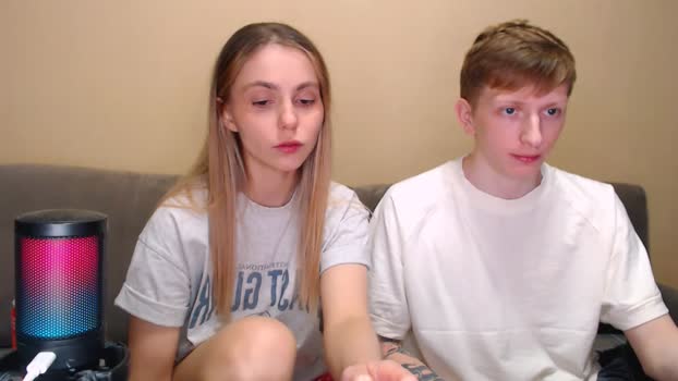 julsweet Couple Chaturbate 16-02-2026