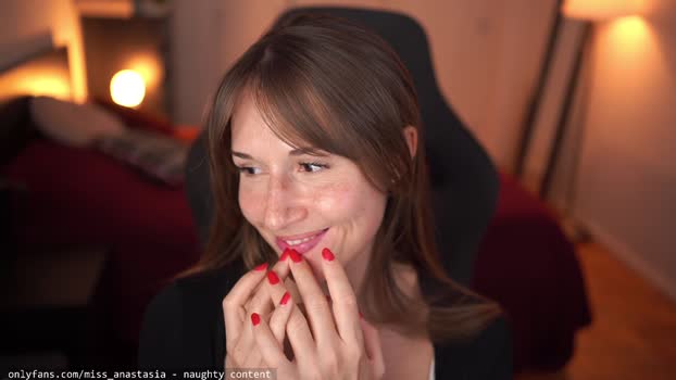 yours_anastasia Female Chaturbate 17-02-2026