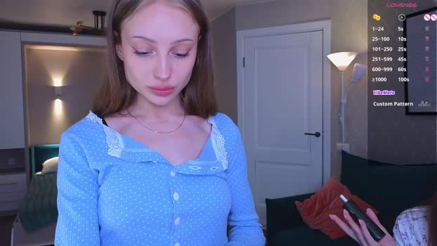 2mamacitas Couple Chaturbate 17-02-2026