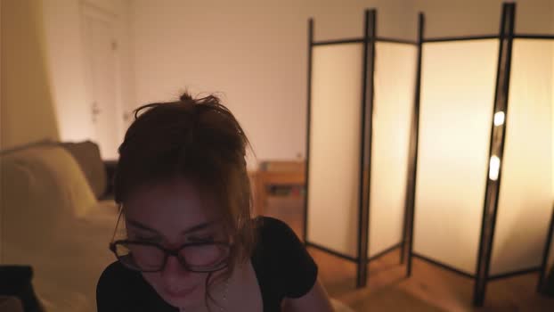 elannand Female Chaturbate 19-02-2026