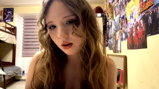 willenasow Female Chaturbate 18-02-2026