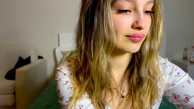 mileyy_cute Female Chaturbate 21-02-2026