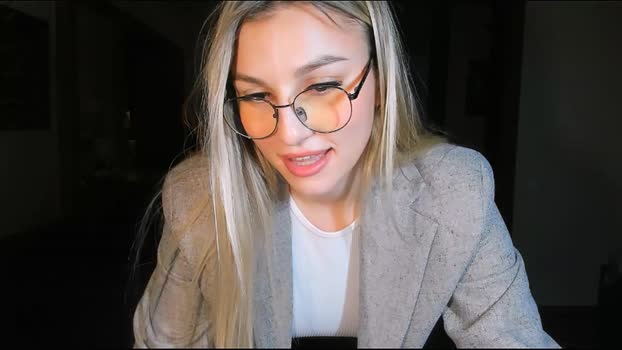 sunsetwithava Female Chaturbate 22-02-2026