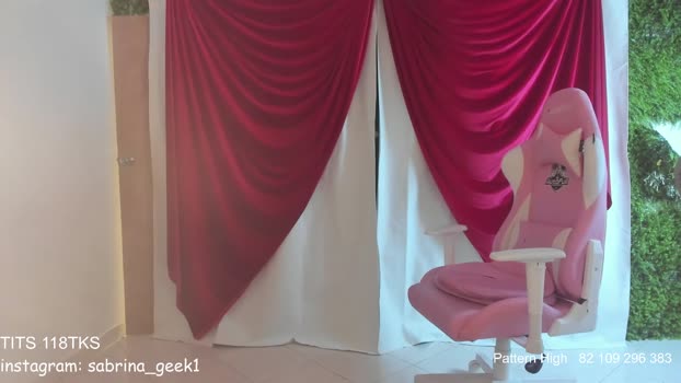 sabrina_geek Female Chaturbate 25-02-2026