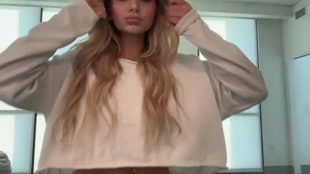 summerclarkee Female Chaturbate 25-02-2026
