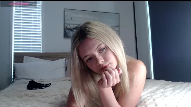 novakitty4 Female Chaturbate 26-02-2026