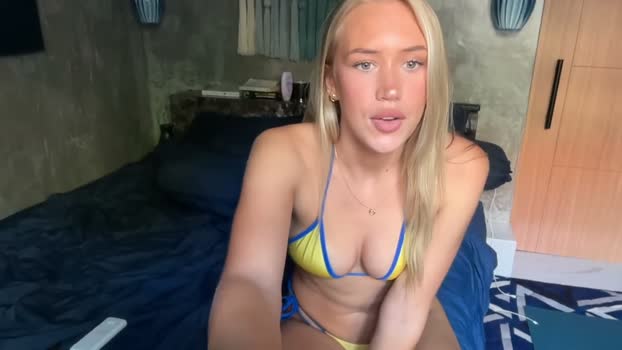 livslifee Female Chaturbate 05-03-2026