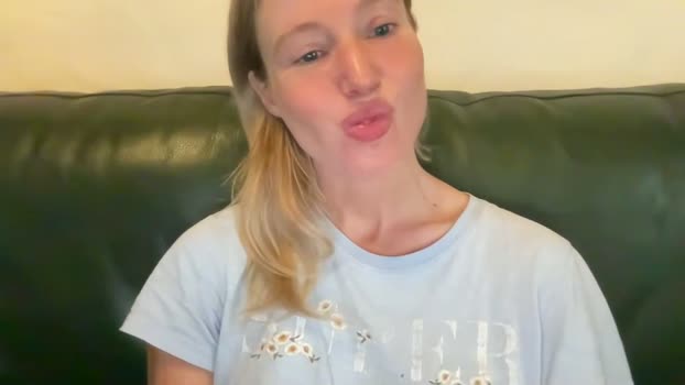 lili_blue1 Female Chaturbate 10-03-2026