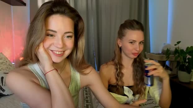 f1oraa Couple Chaturbate 13-03-2026