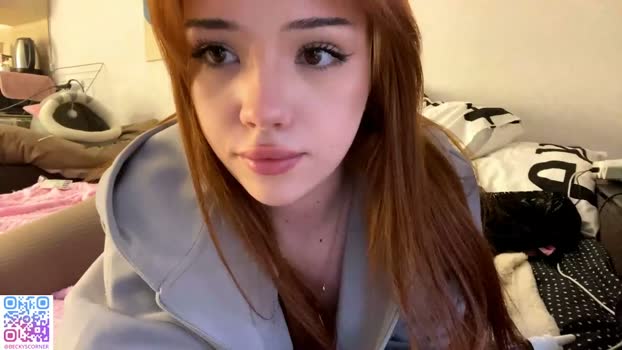 chiekodavanzo Female Chaturbate 17-03-2026