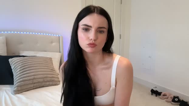 willoww888 Female Chaturbate 18-03-2026