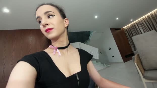 ehotlovea Female Chaturbate 21-03-2026