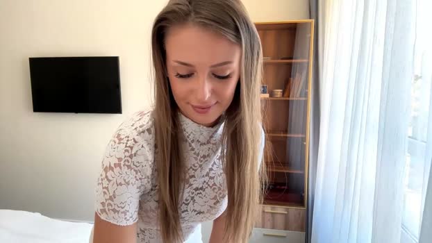 vyxora_moon Female Chaturbate 21-03-2026