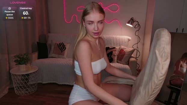 blonde_vibe Female Chaturbate 21-03-2026