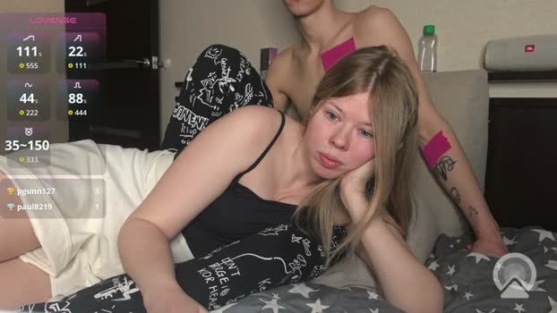 just20and30 Couple Chaturbate 30-03-2026