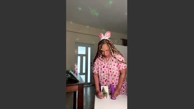 ladycreamypr1 Female Chaturbate 01-04-2026