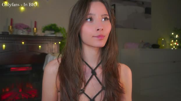 falinecrosthwaite Female Chaturbate 03-04-2026