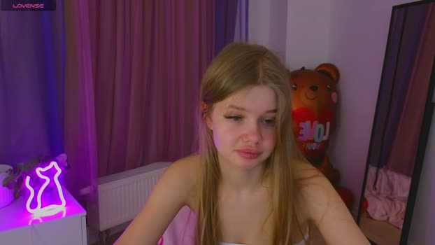 riinaaa Female Chaturbate 04-04-2026