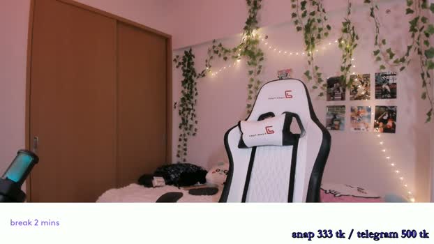 vivian_qwerty Female Chaturbate 05-04-2026