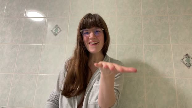 claire_moulin Female Chaturbate 10-04-2026