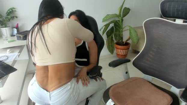 emillybrowm Couple Chaturbate 10-04-2026