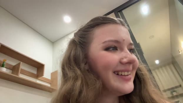 coyness_geneva Female Chaturbate 13-04-2026