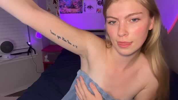 elliee81 Female Chaturbate 14-04-2026