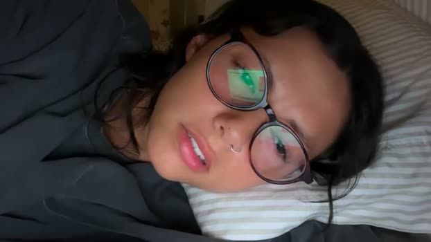 greasybangs Female Chaturbate 14-04-2026