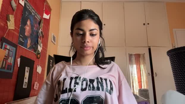 shirleendurrah Female Chaturbate 14-04-2026