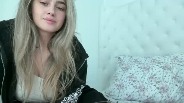 mkaloyanov7 Female Chaturbate 14-04-2026